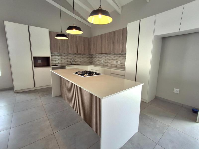 3 Bedroom Property for Sale in Britannia Bay Western Cape